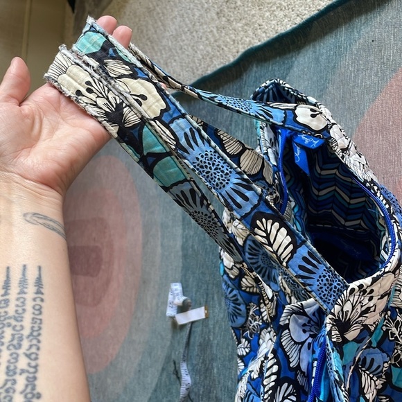 Vera Bradley Large Floral Blue and White Quilted Bohemian Tote Bag - Picture 15 of 16